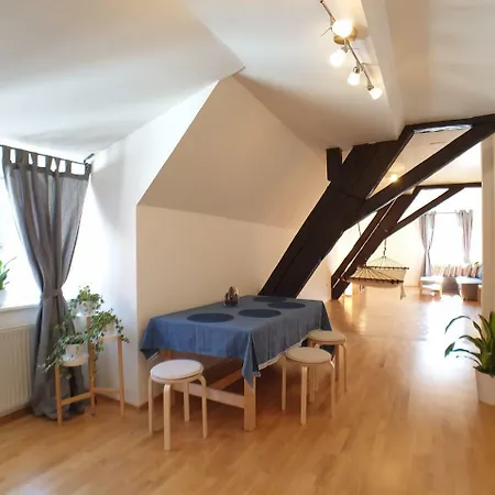 Apartments Mi Casa 6 * Грац