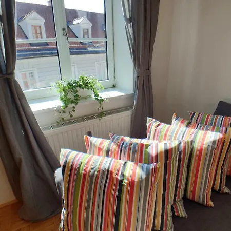 Apartments Mi Casa 6 Грац